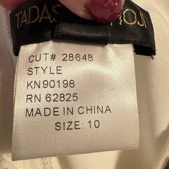 🎉😀CLEARANCE SALE!!!😀🎉 TADASHI SHOJI Beaded Layered Top - Picture 4 of 11